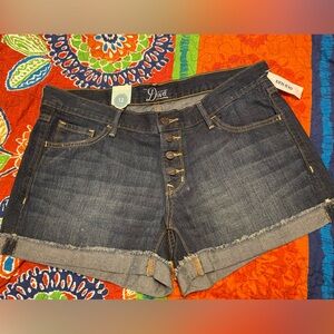 Old Navy Diva denim shorts. New with tags.